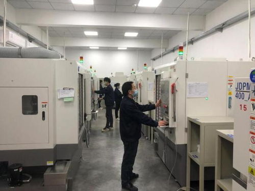 鉚足干勁收好官 蓄勢發(fā)力開新局——重慶技術開發(fā)領域的發(fā)展路徑探析